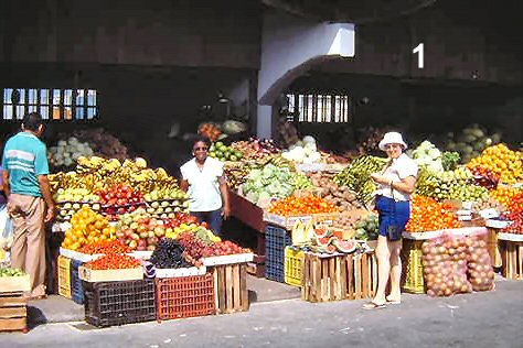 Aruba fruit market